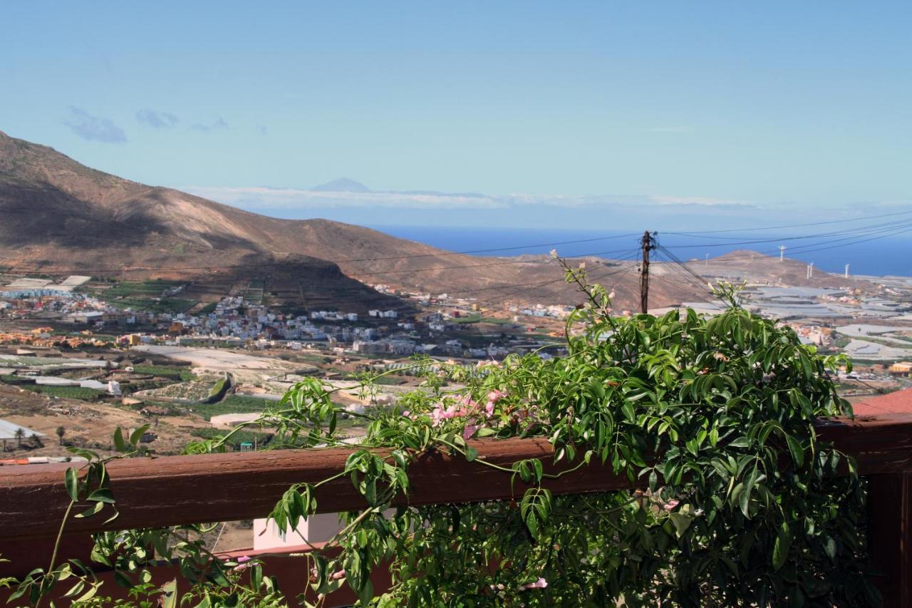 Tonono'S Village Santa Maria de Guia de Gran Canaria Екстериор снимка